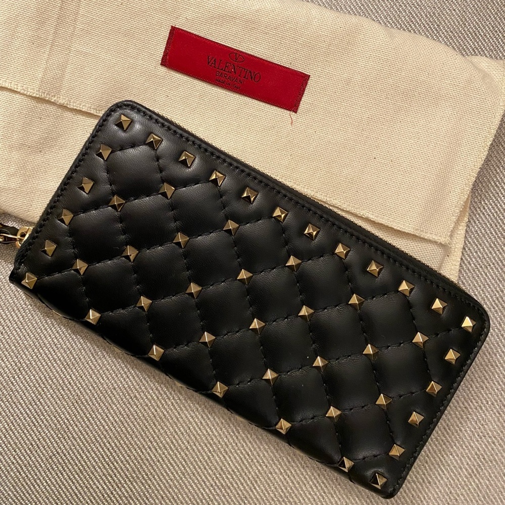 VALENTINO Rockstud Wallet (Black) NEW
